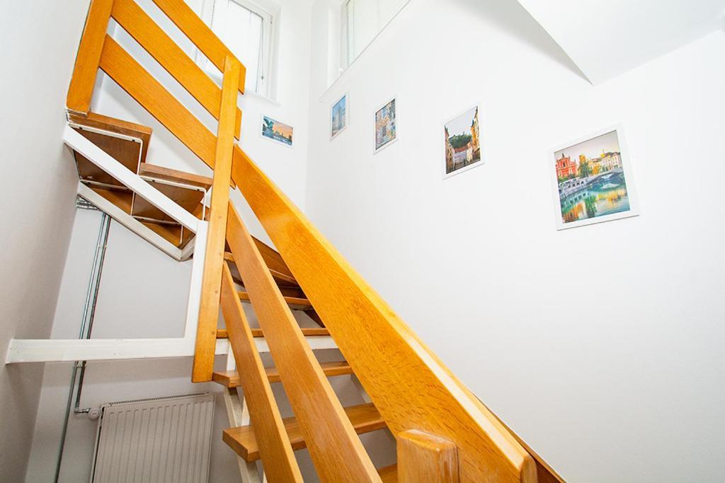Magnolia Apartment - Free Private Parking ลูบลิยานา ภายนอก รูปภาพ